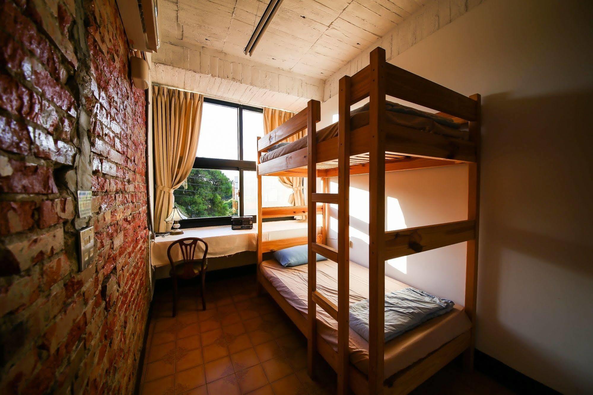Hostel Meng Zi Bu _Dream Corner Tainan Exterior foto