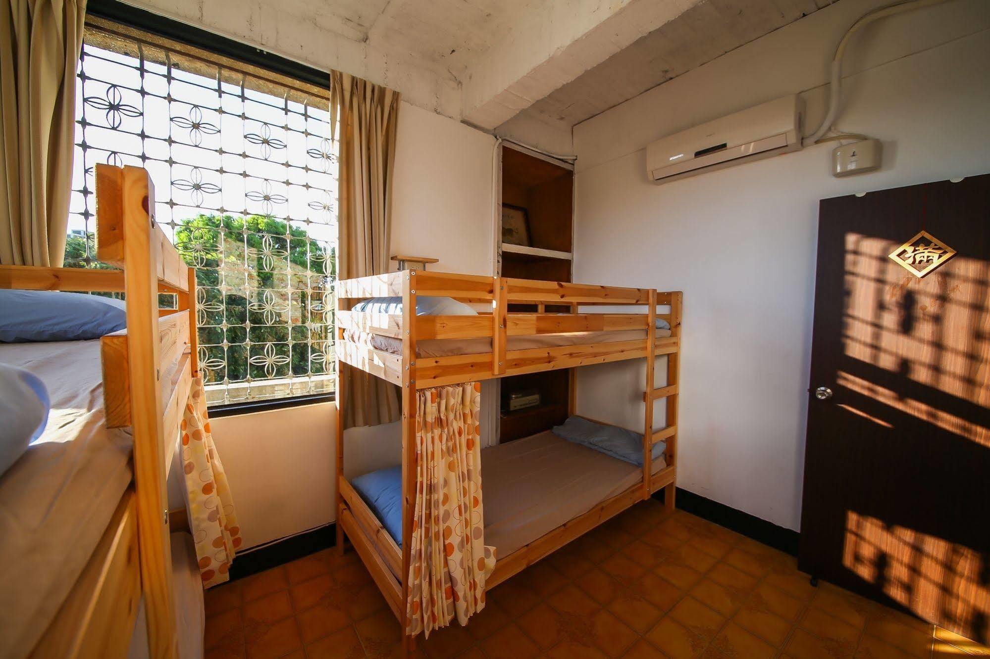 Hostel Meng Zi Bu _Dream Corner Tainan Exterior foto